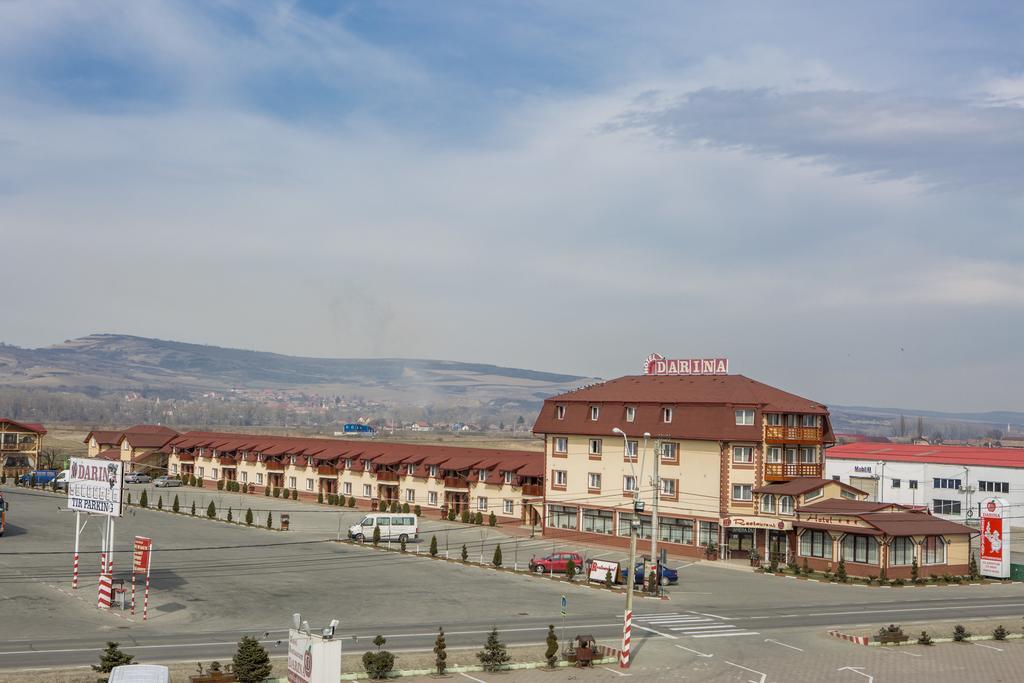 Motel Darina Ungheni  Exteriör bild